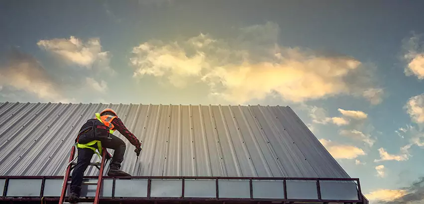 Commercial Built-Up Roof Installation in Lombard