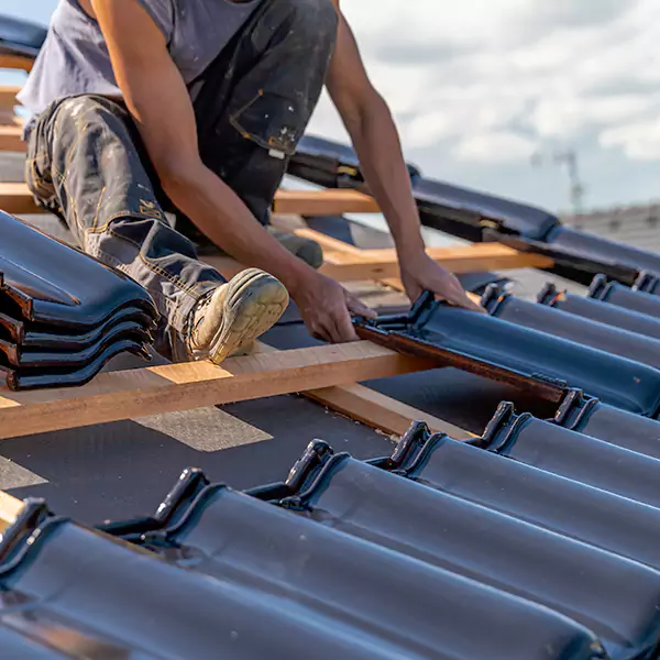 Why Lombard Homeowners Choose Lombard Roofing Pro for Roof and Gutter Repair?